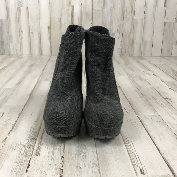 Blowfish Shoes - Blowfish Womens Booties 6 Gray Tweed Look Faux Zip